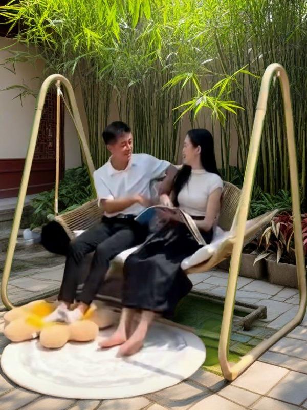 Art Style Wicker Double Hanging Outdoor Swing Chair