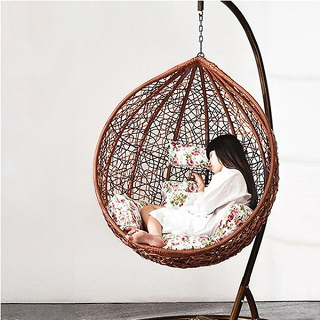 Cushioned Plastic Rattan Indoor Outdoor Swing Egg Chair